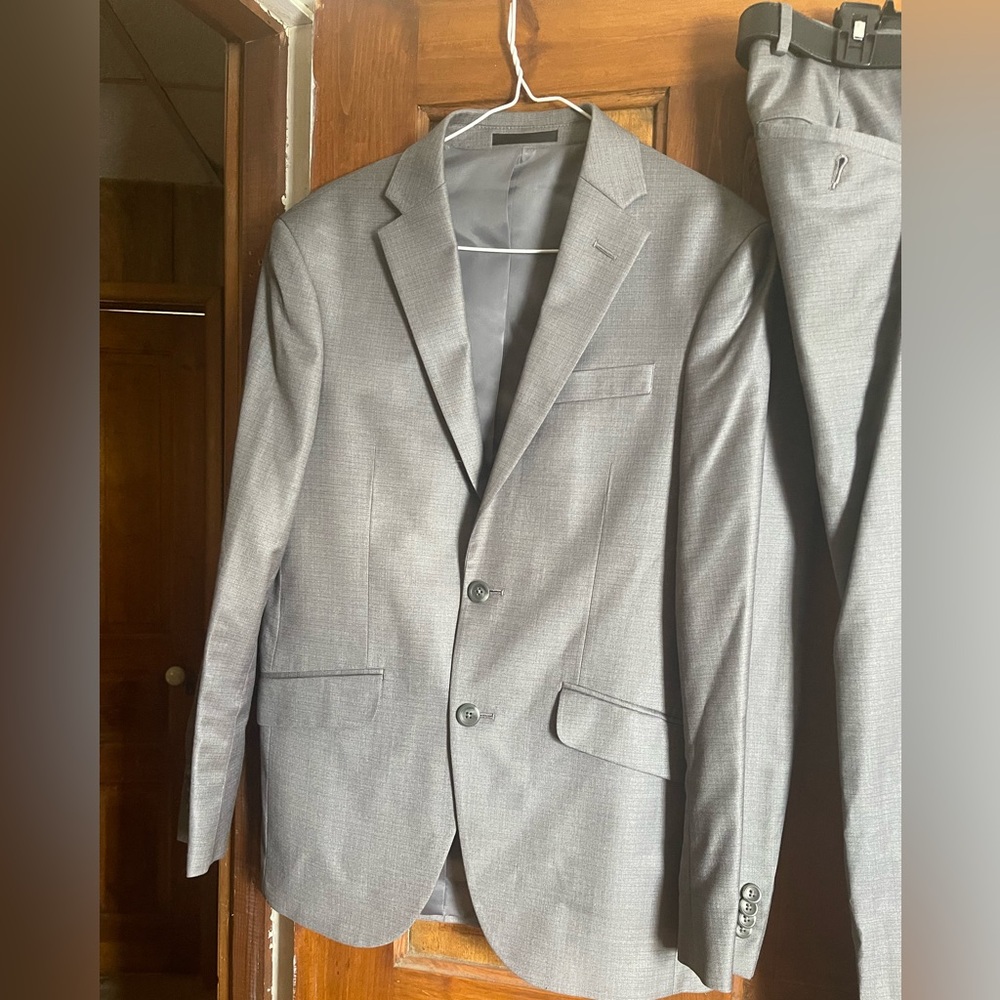 Men’s Suit